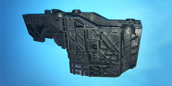 如何辨別塑膠模具質(zhì)量？